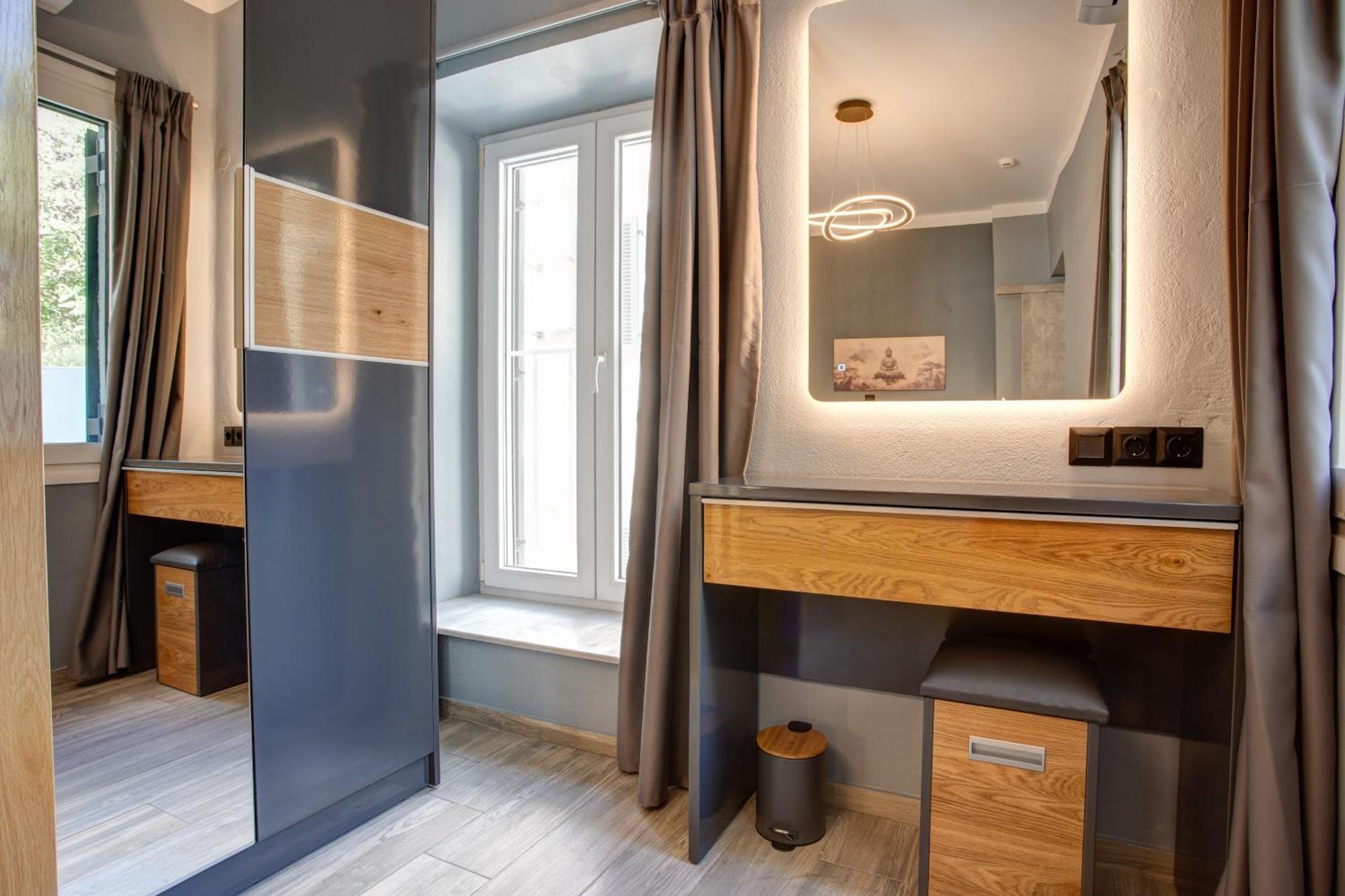 Agora Apartments Митилини Экстерьер фото